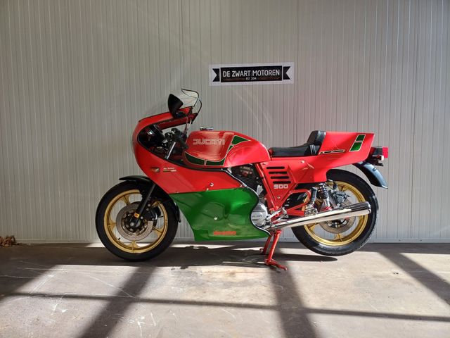 ducati - mike-hailwood-replica