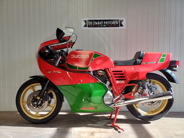 ducati - mike-hailwood-replica