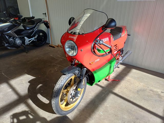 ducati - mike-hailwood-replica