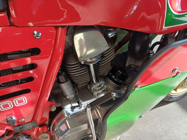 ducati - mike-hailwood-replica