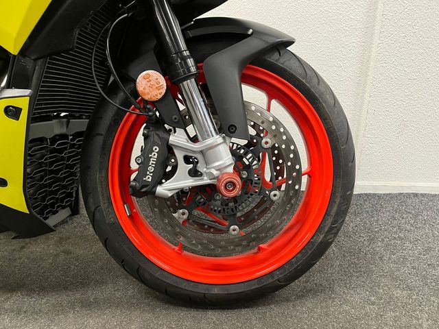 aprilia - tuono-660
