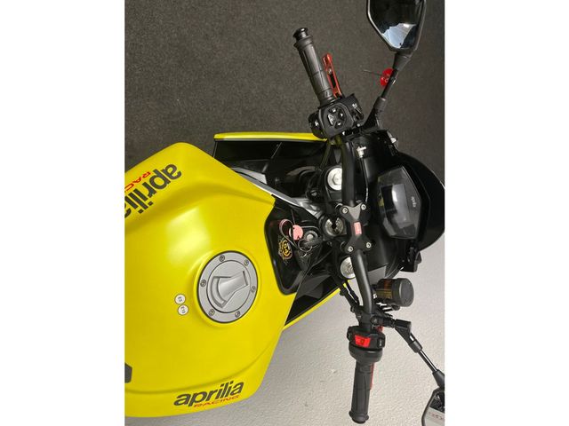 aprilia - tuono-660