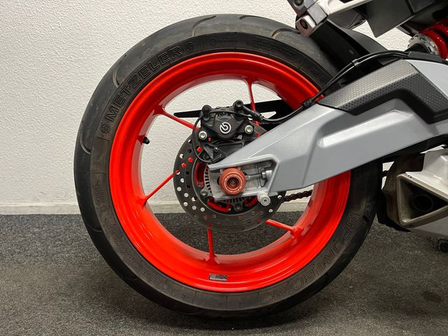 aprilia - tuono-660