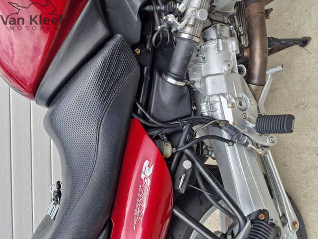 bmw - r-1100-r