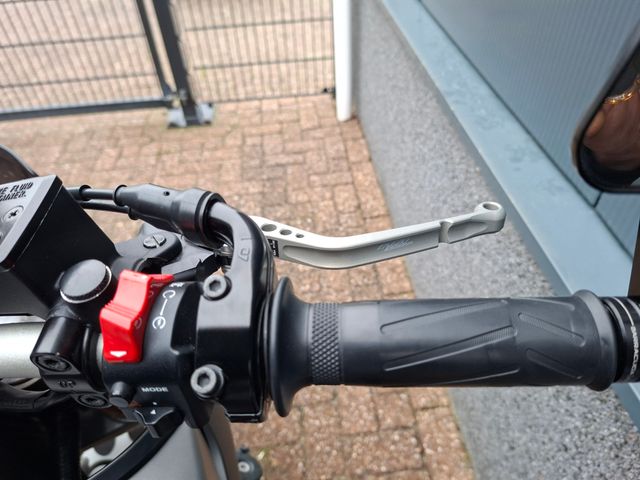 yamaha - mt-09-street-tracker