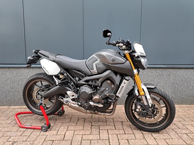 yamaha - mt-09-street-tracker