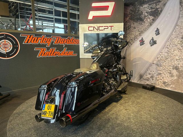 harley-davidson - road-glide-cvo-fltrxse