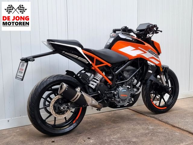 ktm - 125-duke