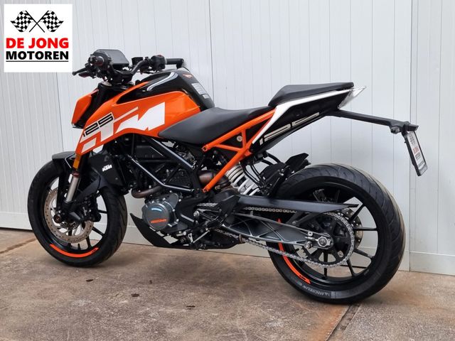 ktm - 125-duke