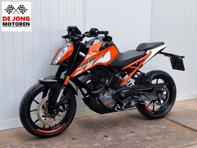 ktm - 125-duke