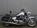TRIUMPH THUNDERBIRD