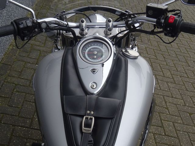 triumph - thunderbird