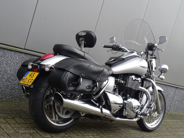 triumph - thunderbird