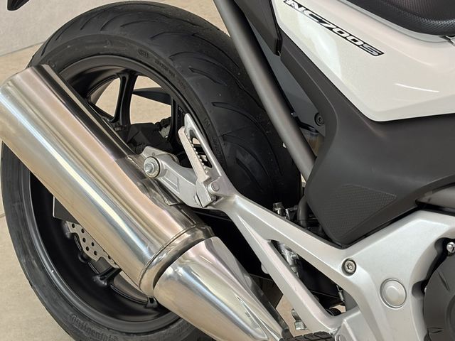 honda - nc-700-s-c-abs