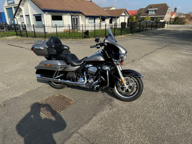 harley-davidson - electra-glide-ultra-limited-flhtk