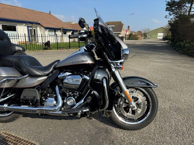harley-davidson - electra-glide-ultra-limited-flhtk