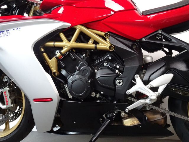 mv-agusta - superveloce-800