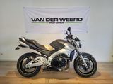 SUZUKI GSR 600