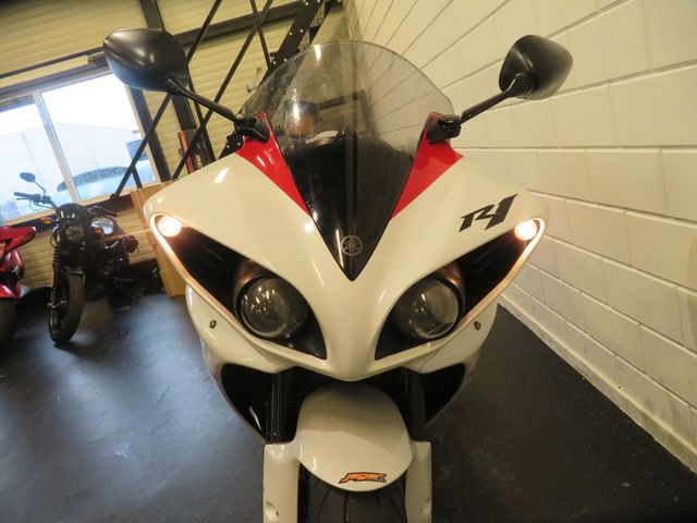 yamaha - yzf-r1