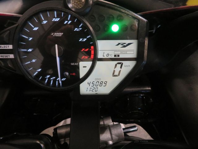 yamaha - yzf-r1