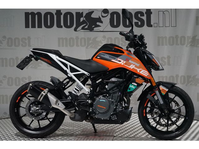 ktm - 390-duke