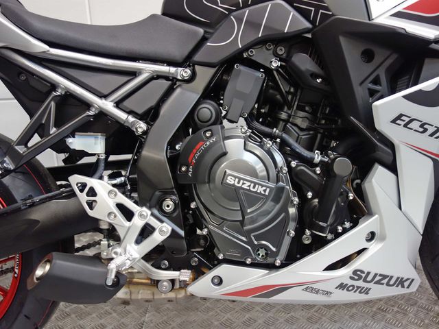 suzuki - gsx-8r