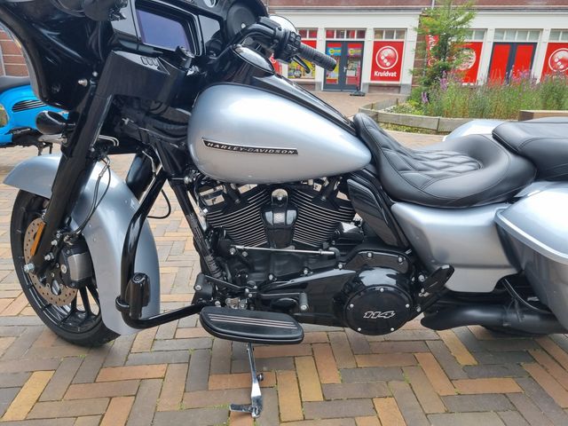 harley-davidson - street-glide-special-flhxs