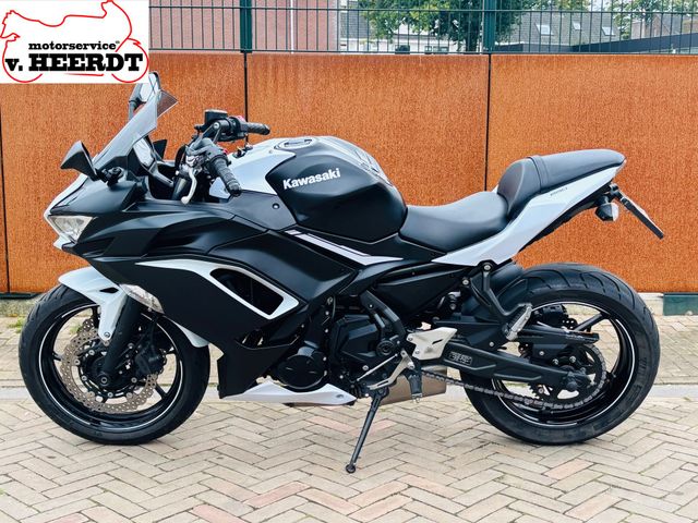 kawasaki - ninja-650