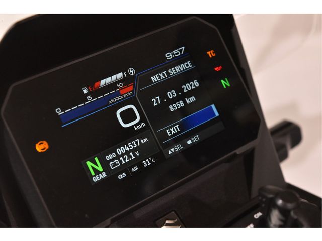 suzuki - v-strom-800