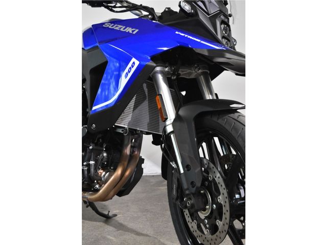 suzuki - v-strom-800