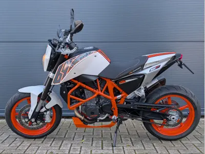 KTM 690 DUKE – foto 4