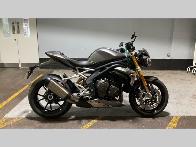 triumph - speed-triple-1200-rs