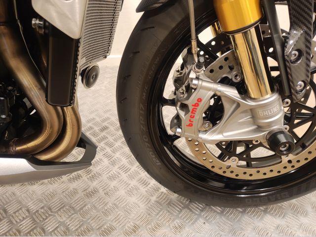 triumph - speed-triple-1200-rs