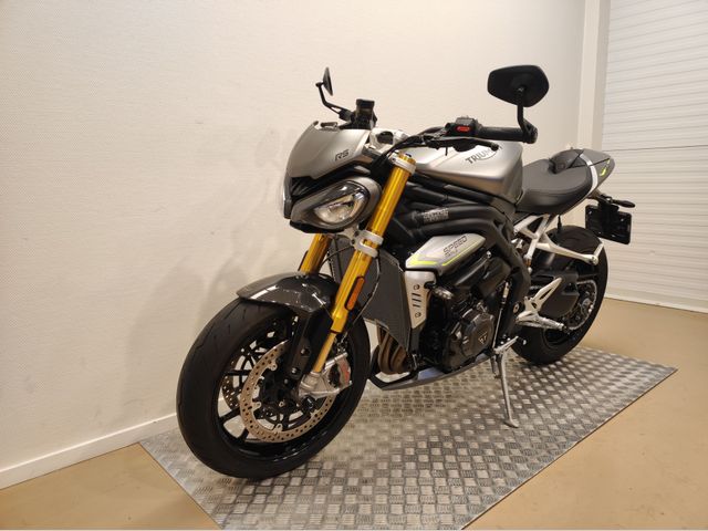 triumph - speed-triple-1200-rs