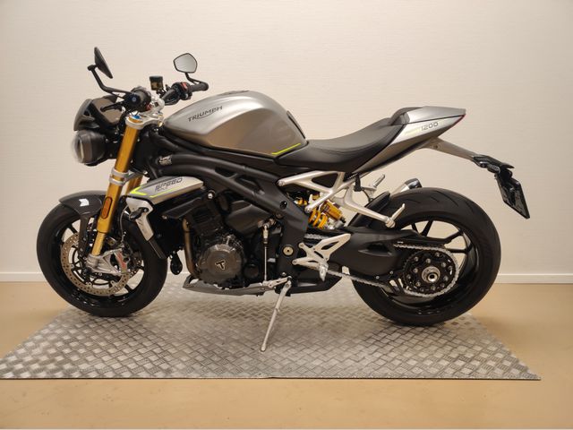triumph - speed-triple-1200-rs