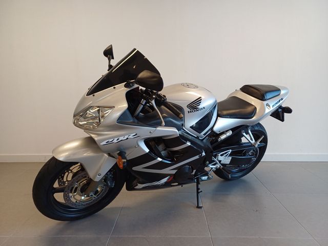 honda - cbr-600-f