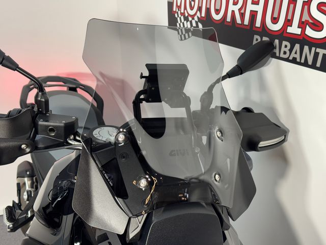 bmw - r-1300-gs-triple-black