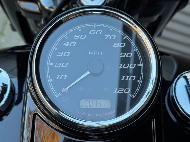 harley-davidson - road-king-flhr