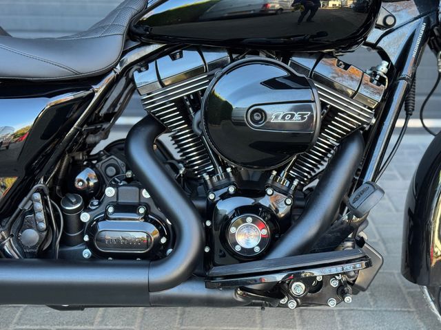 harley-davidson - road-king-flhr