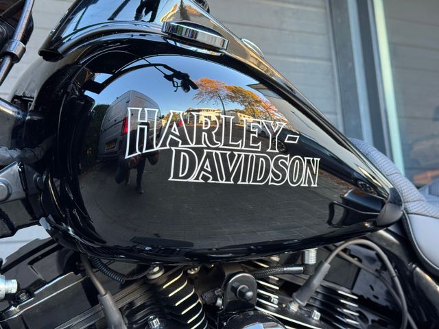 harley-davidson - road-king-flhr
