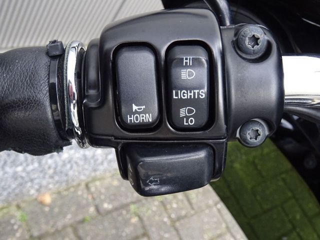 harley-davidson - road-king-classic-flhrci