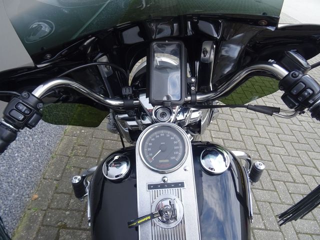 harley-davidson - road-king-classic-flhrci