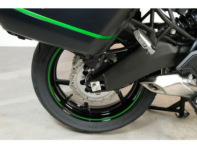 kawasaki - versys-650-grand-tourer