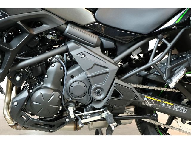 kawasaki - versys-650-grand-tourer