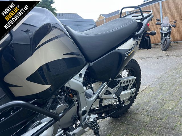 honda - xrv-750-africa-twin