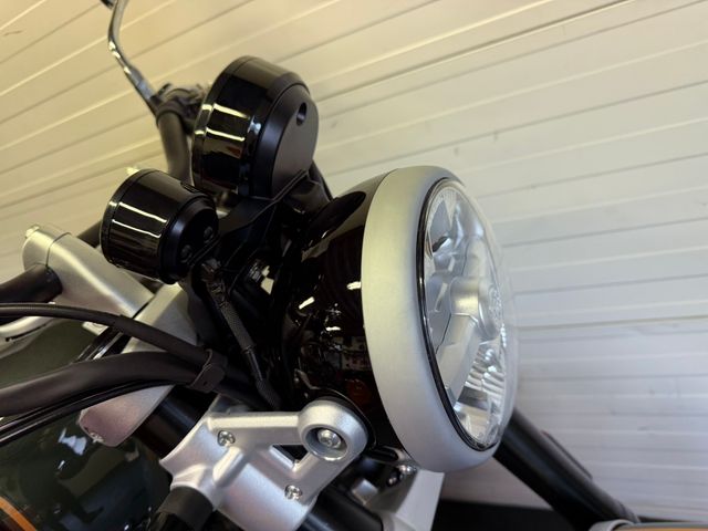 royal-enfield - super-meteor-650