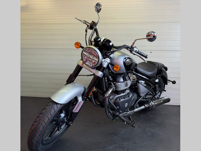 royal-enfield - super-meteor-650