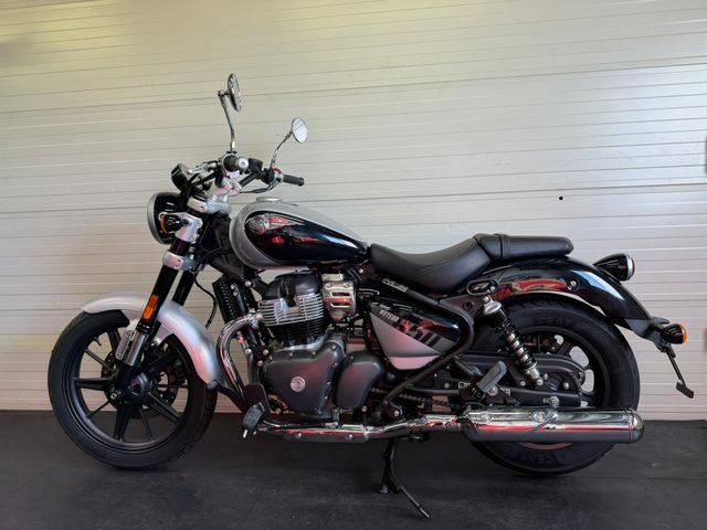 royal-enfield - super-meteor-650