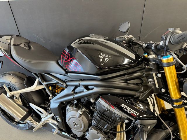triumph - speed-triple-1200-rs