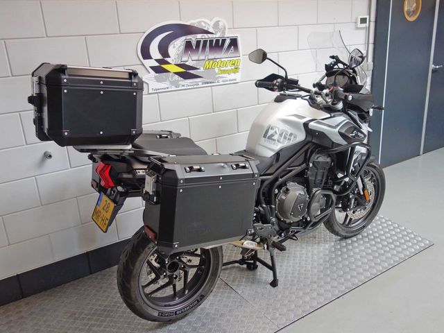 triumph - tiger-1200-alpine-edition